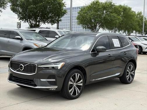2022 Volvo XC60 B6 Inscription