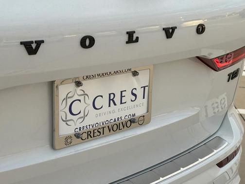 2026 Volvo XC60 Plug-In Hybrid T8 Ultra Black Edition