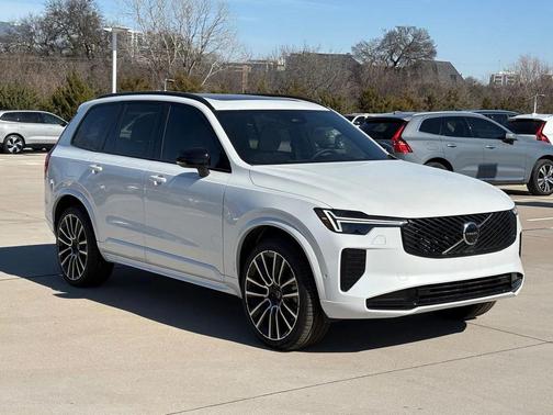 2026 Volvo XC90 B6 Ultra Dark Theme 7-Seater