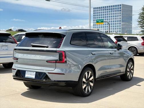 2025 Volvo EX90 Twin Motor Ultra 7-Seater