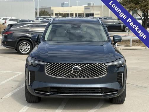 2025 Volvo XC90 B6 Ultra