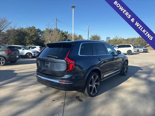 2025 Volvo XC90 B6 Ultra