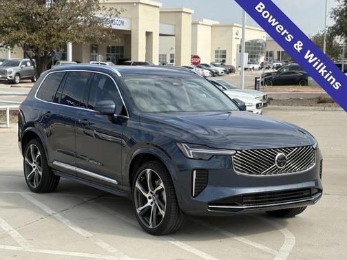 2025 Volvo XC90 B6 Ultra