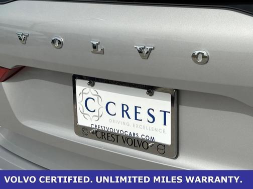 2025 Volvo XC60 B5 Plus