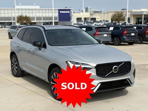 2025 Volvo XC60 B5 Plus