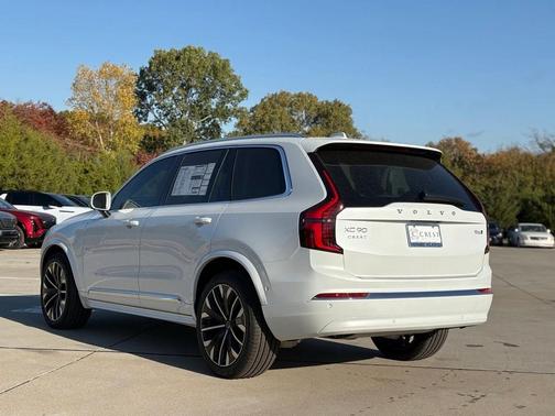 2026 Volvo XC90 B6 Ultra 7-Seater