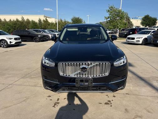 Magic Blue Metallic 2019 Volvo XC90 T6 Inscription