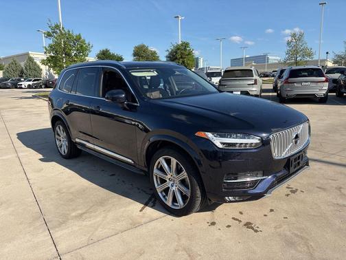 Magic Blue Metallic 2019 Volvo XC90 T6 Inscription