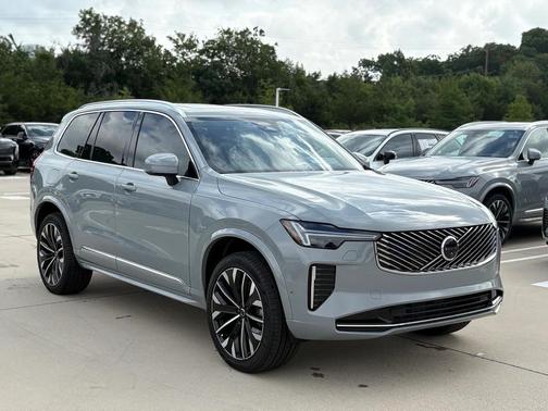 2026 Volvo XC90 B6 Ultra 7-Seater
