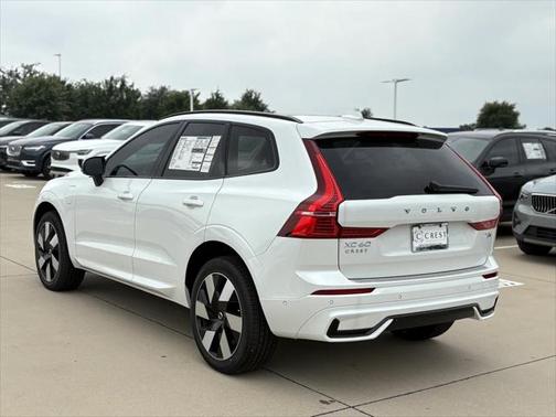 2025 Volvo XC60 Plug-In Hybrid T8 Plus