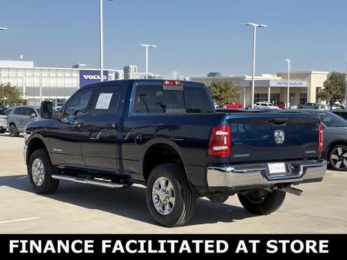 2024 RAM 2500 Big Horn Level 2 Equipment Group