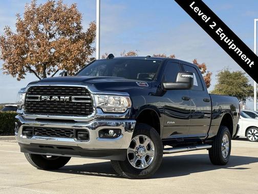 2024 RAM 2500 Big Horn Level 2 Equipment Group