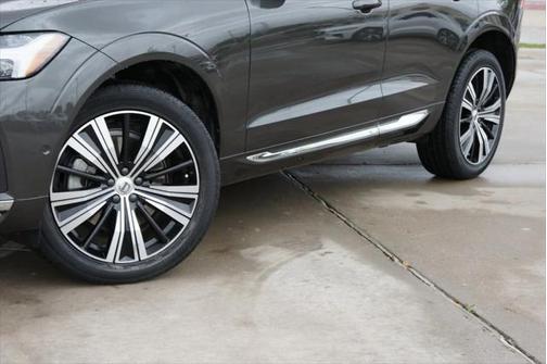 2022 Volvo XC60 B5 Inscription