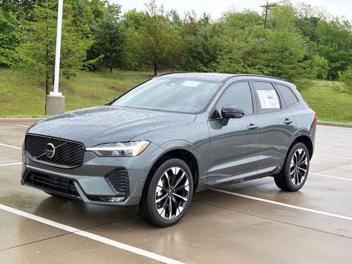 Forest Lake 2026 Volvo XC60 B5 Plus