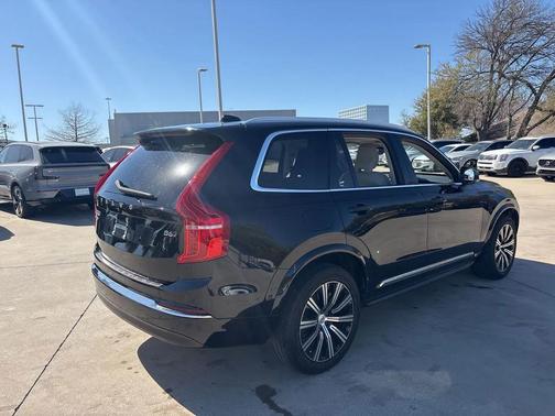 2023 Volvo XC90 B6 Plus 7-Seater
