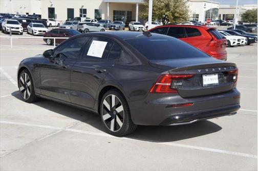 2024 Volvo S60 Recharge Plug-In Hybrid Ultimate