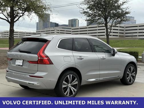 2023 Volvo XC60 B5 Plus Bright Theme