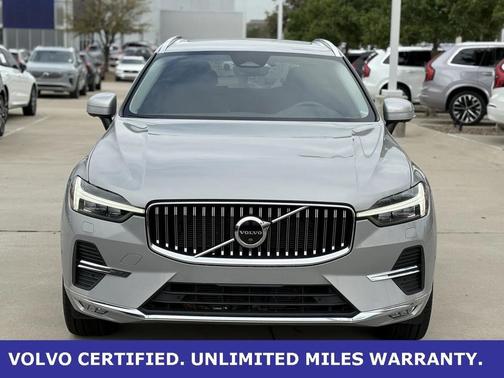 2023 Volvo XC60 B5 Plus Bright Theme