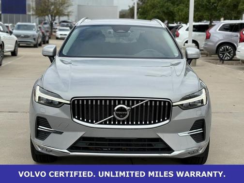 2023 Volvo XC60 B5 Plus Bright Theme