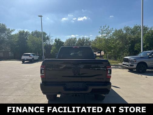 Diamond Black Crystal Pearlcoat 2024 RAM 2500 Big Horn Night Edition Safety Group