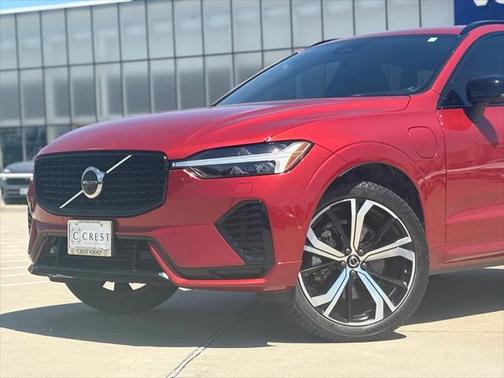2022 Volvo XC60 Recharge Plug-In Hybrid T8 R-Design