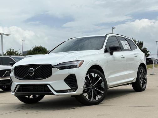 2026 Volvo XC60 B5 Plus