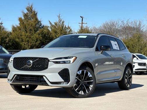 2026 Volvo XC60 B5 Plus