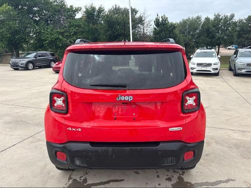 Colorado Red 2016 Jeep Renegade Latitude
