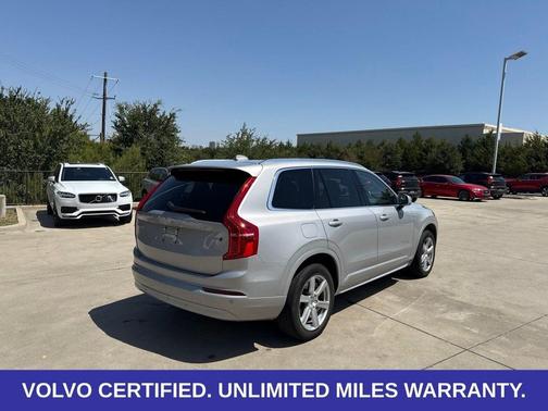Silver Dawn Metallic 2023 Volvo XC90 B5 AWD