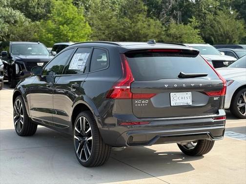 2025 Volvo XC60 B5 Ultra