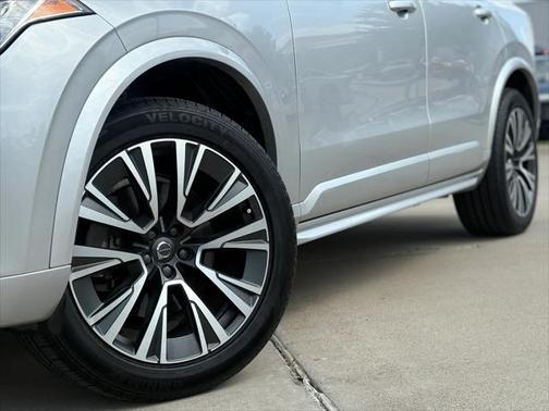 2020 Volvo XC90 T5 Momentum