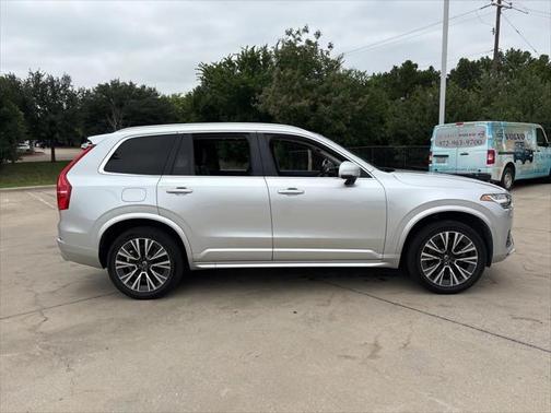 2020 Volvo XC90 T5 Momentum