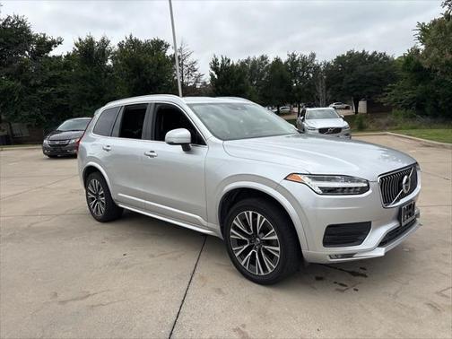 2020 Volvo XC90 T5 Momentum
