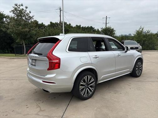 2020 Volvo XC90 T5 Momentum
