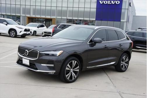 2022 Volvo XC60 B5 Inscription