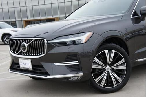 2022 Volvo XC60 B5 Inscription