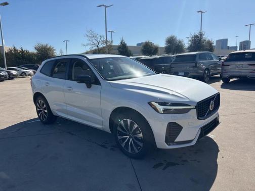 2024 Volvo XC60 B5 Core