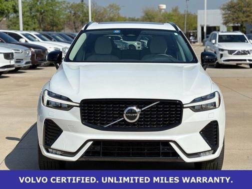 Crystal White Metallic 2024 Volvo XC60 B5 AWD