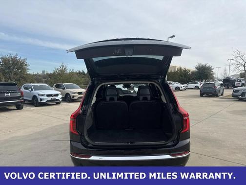 2025 Volvo XC90 B6 Plus 7-Seater