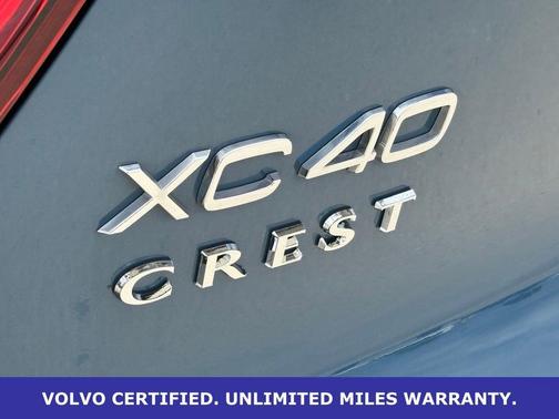 Fjord Blue Metallic 2025 Volvo XC40 B5 Plus Bright Theme