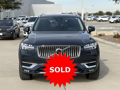 2024 Volvo XC90 B6 Plus Bright Theme