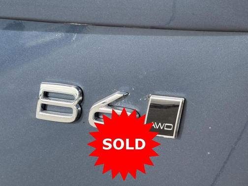 2024 Volvo XC90 B6 Plus Bright Theme