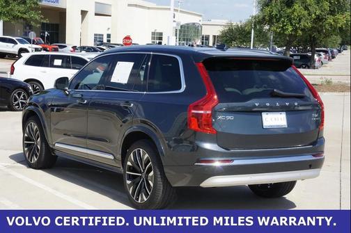 2022 Volvo XC90 T6 Inscription