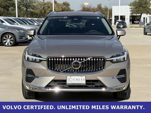 2023 Volvo XC60 B5 Plus Bright Theme