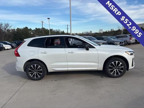 2025 Volvo XC60 B5 Plus