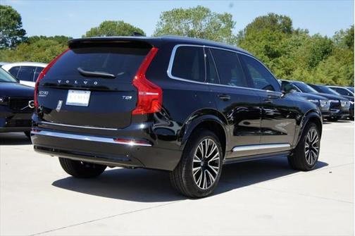 2025 Volvo XC90 Plug-In Hybrid T8 Plus 6-Seater