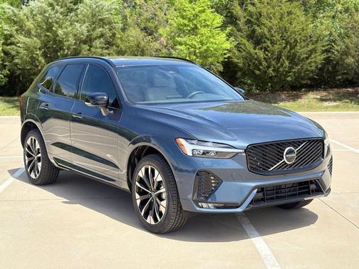 Denim Blue 2026 Volvo XC60 B5 Plus