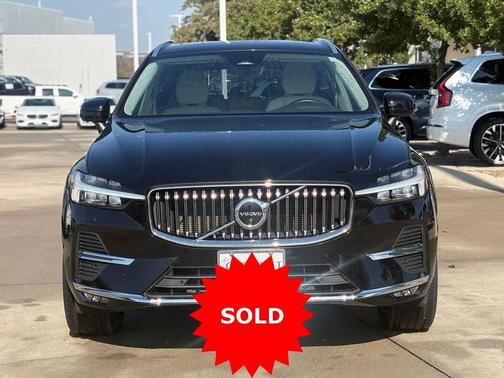 2023 Volvo XC60 B5 Plus Bright Theme