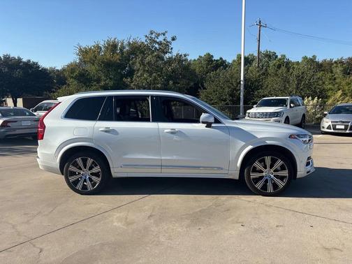 2023 Volvo XC90 Recharge Plug-In Hybrid T8 Plus Bright Theme 7 Passenger
