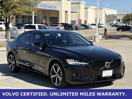 2025 Volvo S60 B5 Plus